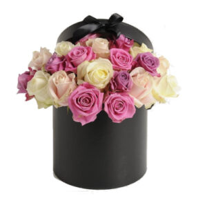 Flower gift box in UAE